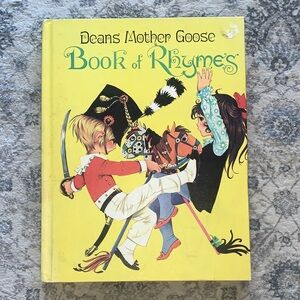 Mother Goose Book of Rhymes